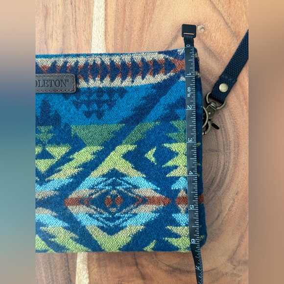 Pendleton large three pocket keeper wool crossbody bag - Picture 12 of 14